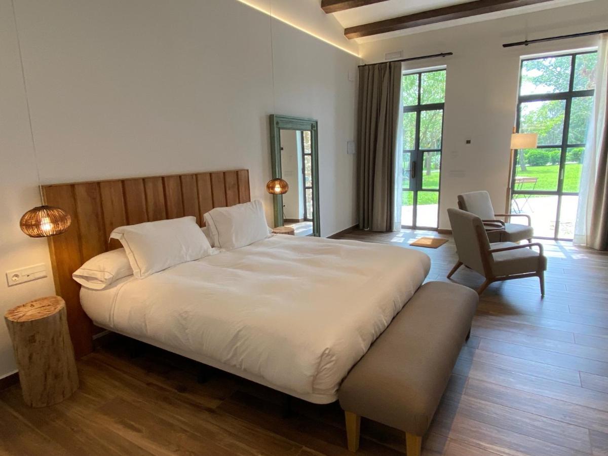 Hotel Mas Aret Peralada Εξωτερικό φωτογραφία